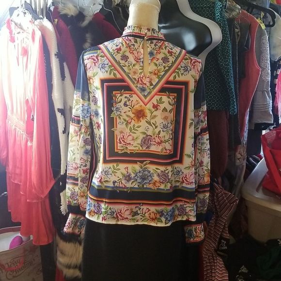 Fashion Nova Mock Neck Long Sleeve Mock Neck Boho Blouse W/Elastic Sleeve Sz.M - Picture 4 of 14